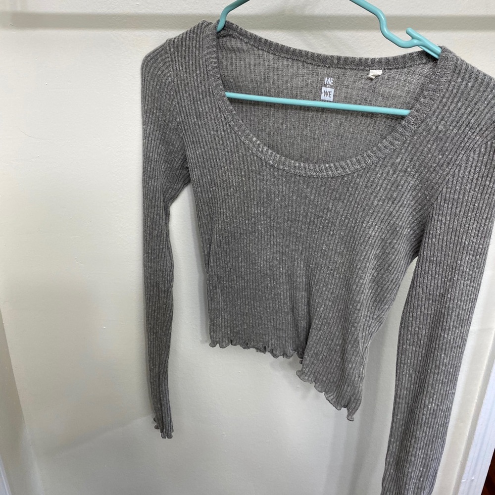 Grey crop top long sleeve sweater material